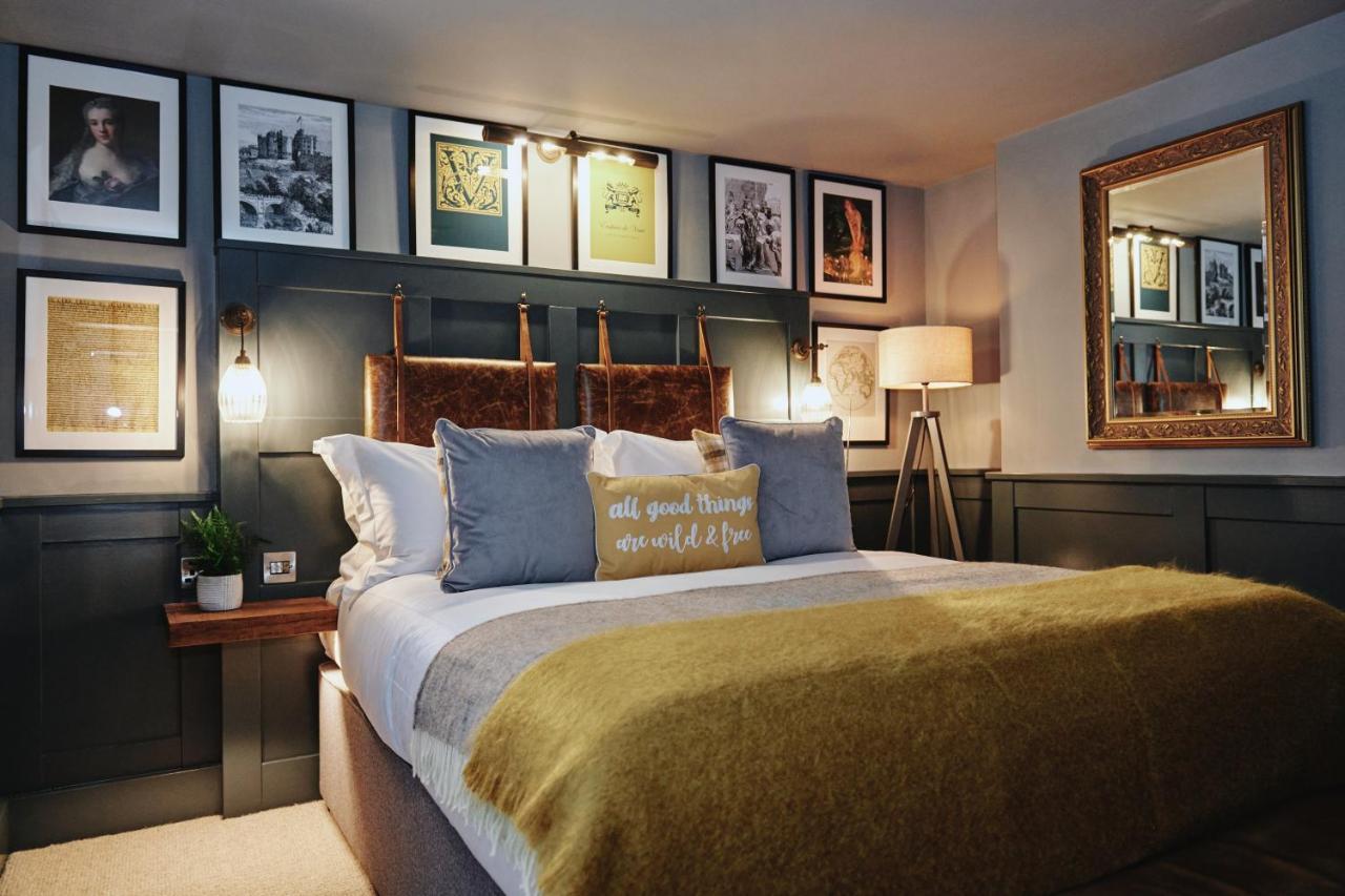 Kings Arms - Egham-Windsor 호텔 외부 사진