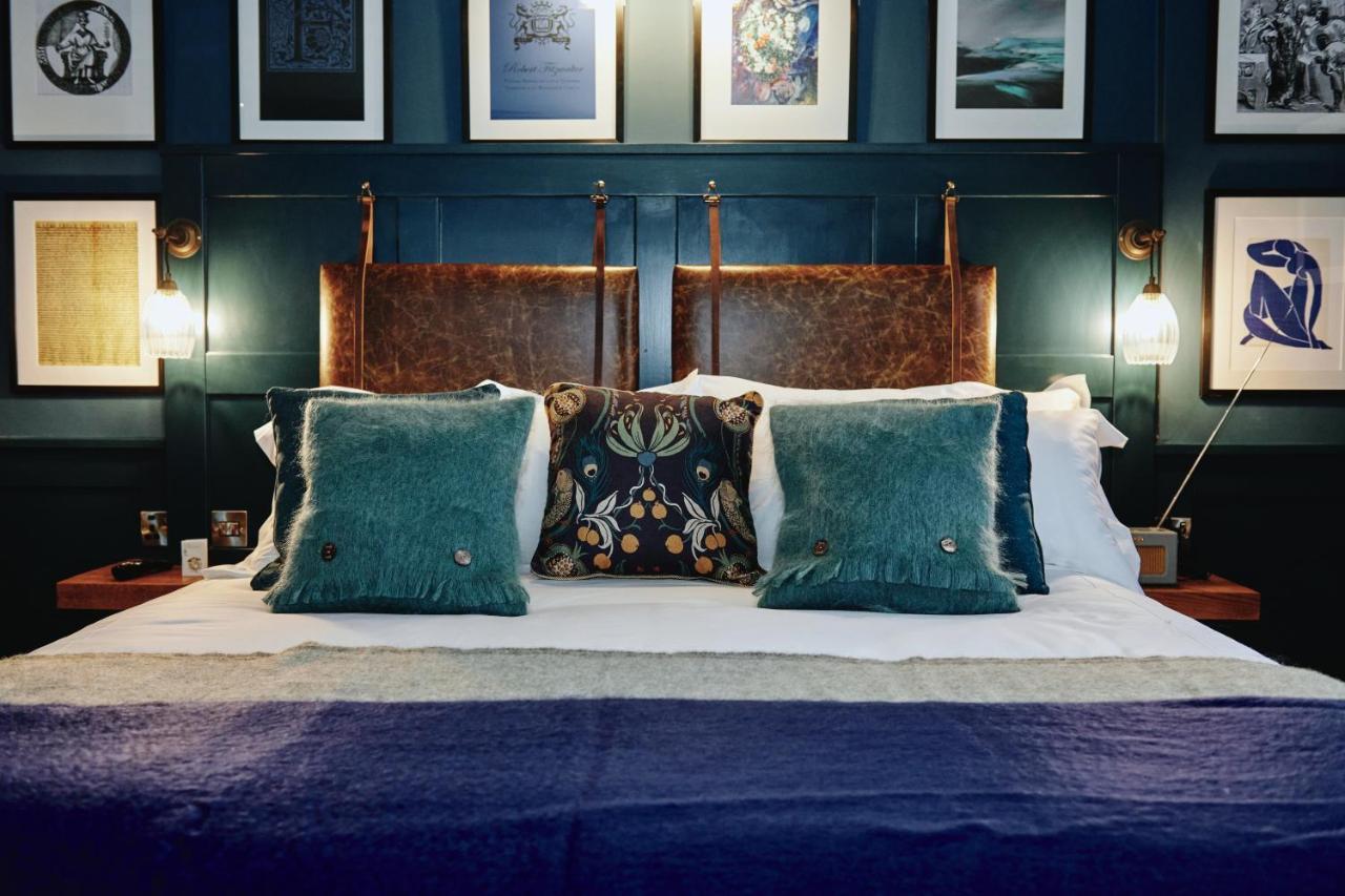 Kings Arms - Egham-Windsor 호텔 외부 사진